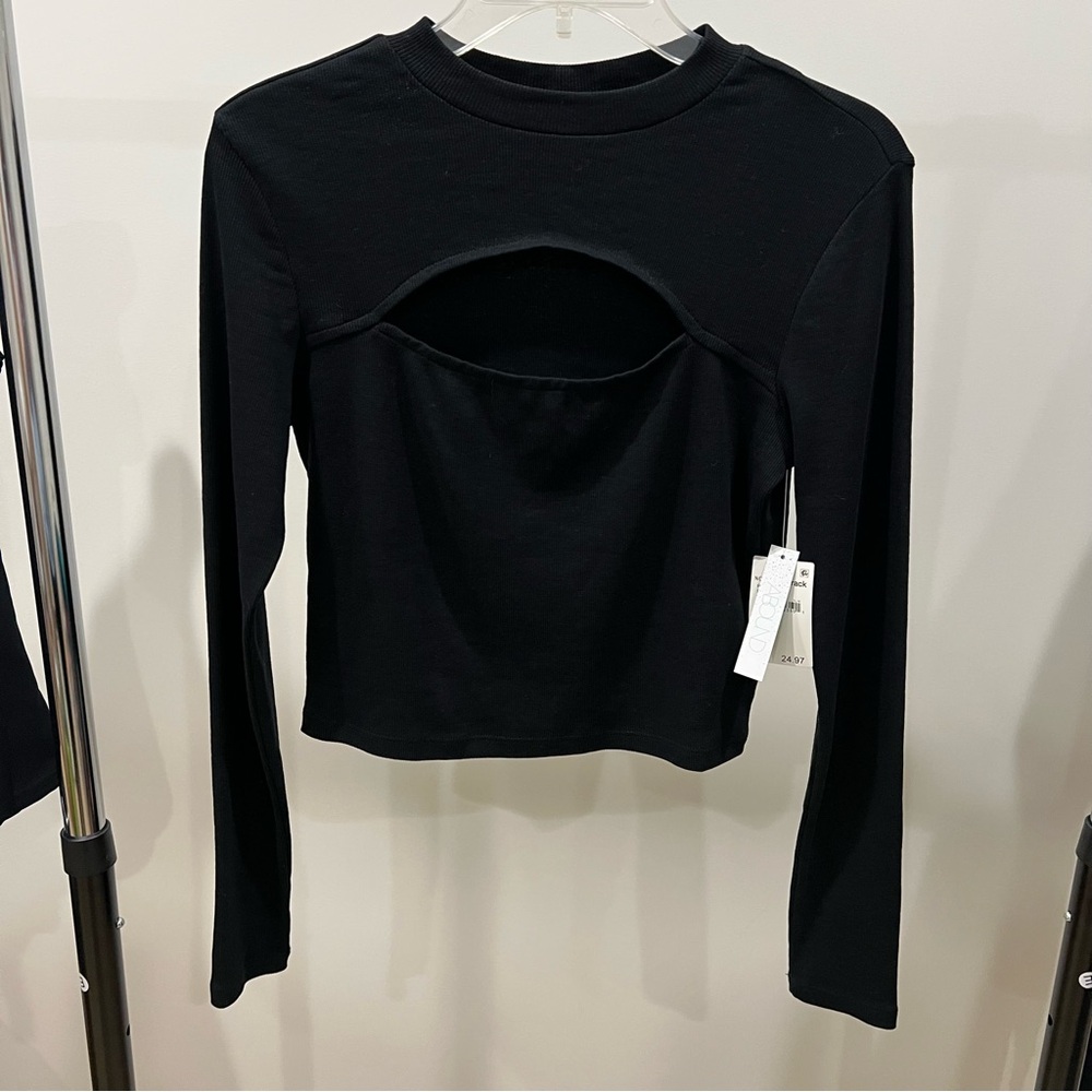 Abound Black Long-Sleeve Cutout Crop Top